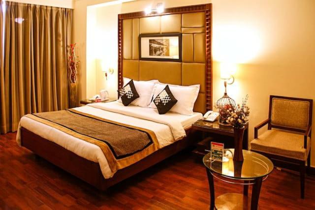 The Bmk Hotel Greater Kailash Делі Екстер'єр фото